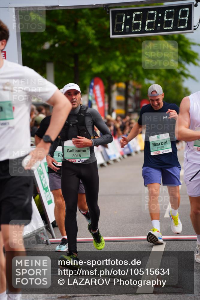 20.09.2026 - PSD Bank Halbmarathon LAZAROV Photography http://msf.ph/oto/10515634 20.09.2026 11:52:59 Ziel 1365, 2528, 3018, 3050, 4020, 4230, 4451, 4757 meine-sportfotos.de