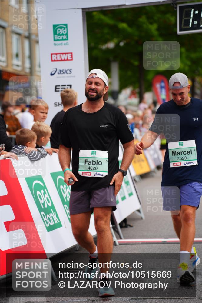 20.09.2026 - PSD Bank Halbmarathon LAZAROV Photography http://msf.ph/oto/10515669 20.09.2026 11:53:00 Ziel 1365, 2528, 3018, 3050, 3505, 4020, 4230, 4451, 4757 meine-sportfotos.de