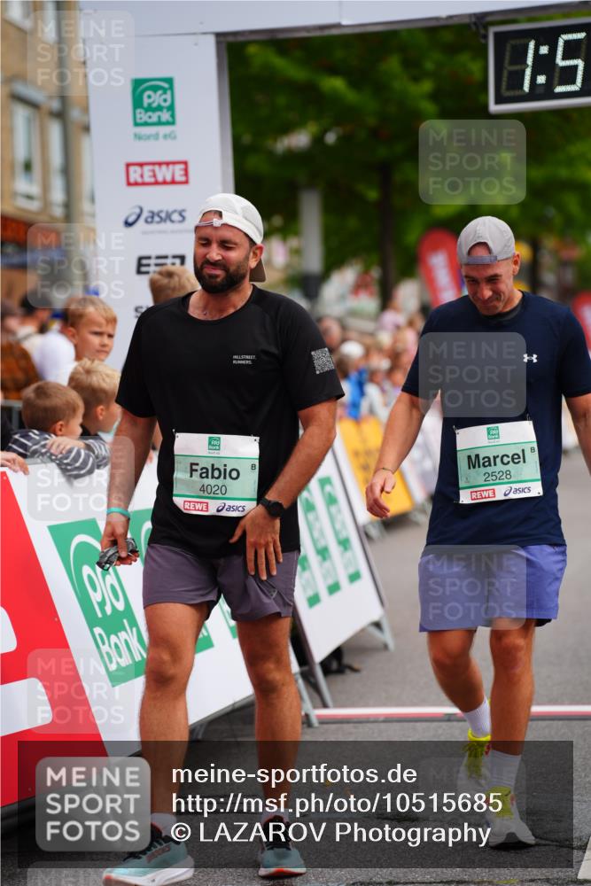 20.09.2026 - PSD Bank Halbmarathon LAZAROV Photography http://msf.ph/oto/10515685 20.09.2026 11:53:00 Ziel 1365, 2528, 3018, 3050, 3505, 4020, 4230, 4451, 4757 meine-sportfotos.de