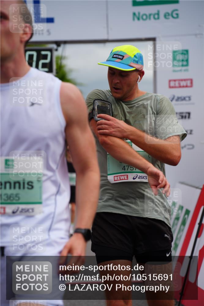 20.09.2026 - PSD Bank Halbmarathon LAZAROV Photography http://msf.ph/oto/10515691 20.09.2026 11:53:02 Ziel 1365, 2528, 3018, 3041, 3050, 3505, 4020, 4451, 4757 meine-sportfotos.de
