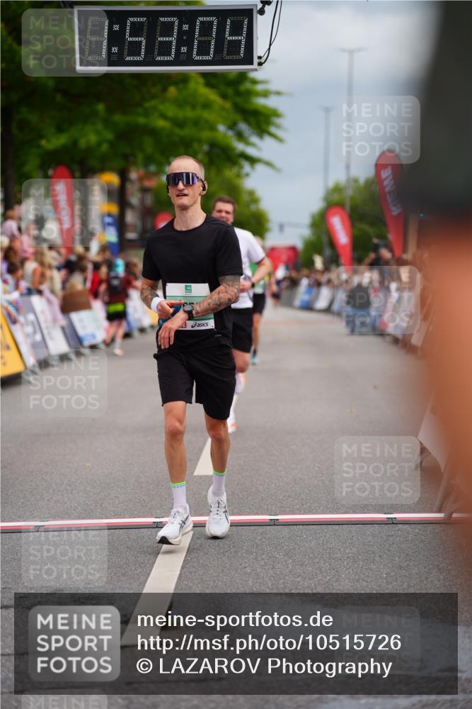 20.09.2026 - PSD Bank Halbmarathon LAZAROV Photography http://msf.ph/oto/10515726 20.09.2026 11:53:04 Ziel 1365, 2528, 3018, 3041, 3050, 3505, 4020, 4451, 4757 meine-sportfotos.de