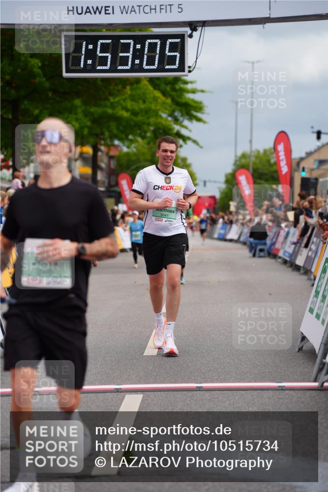 20.09.2026 - PSD Bank Halbmarathon LAZAROV Photography http://msf.ph/oto/10515734 20.09.2026 11:53:05 Ziel 1365, 2528, 3018, 3041, 3050, 3505, 4020, 4757 meine-sportfotos.de