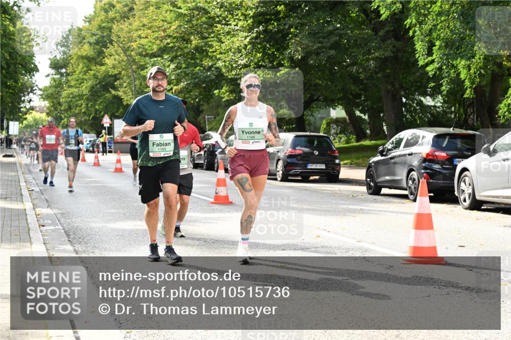 20.09.2026 - PSD Bank Halbmarathon Dr. Thomas Lammeyer http://msf.ph/oto/10515736 20.09.2026 11:10:27 Laufen 1165, 1166 meine-sportfotos.de
