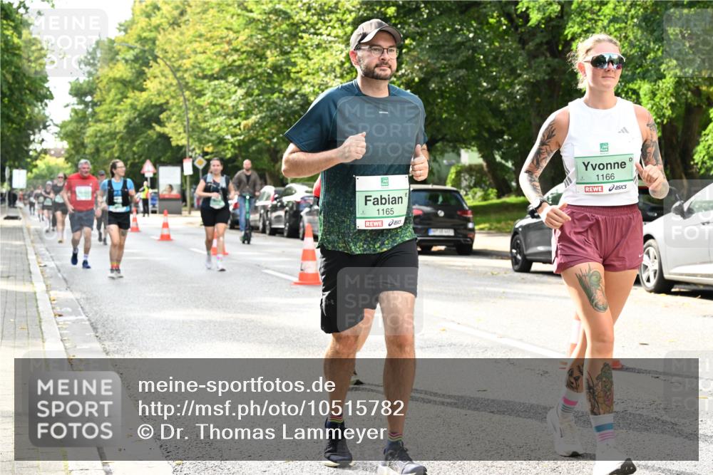 20.09.2026 - PSD Bank Halbmarathon Dr. Thomas Lammeyer http://msf.ph/oto/10515782 20.09.2026 11:10:28 Laufen 1165, 1166 meine-sportfotos.de