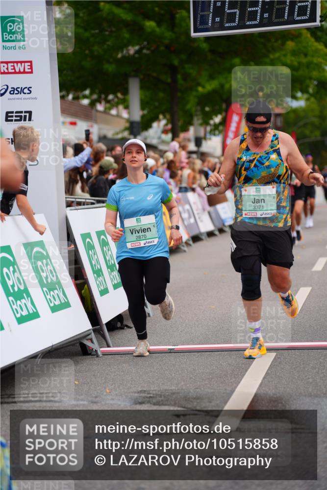 20.09.2026 - PSD Bank Halbmarathon LAZAROV Photography http://msf.ph/oto/10515858 20.09.2026 11:53:12 Ziel 1666, 2286, 2870, 3041, 3371, 3505, 4624 meine-sportfotos.de