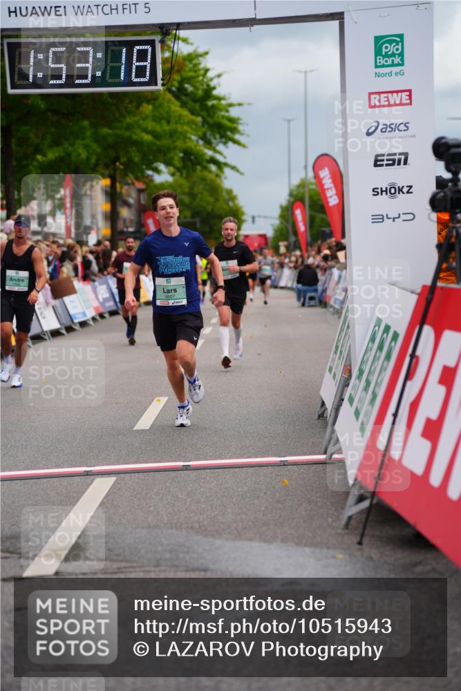 20.09.2026 - PSD Bank Halbmarathon LAZAROV Photography http://msf.ph/oto/10515943 20.09.2026 11:53:17 Ziel 1046, 1666, 1701, 2286, 2870, 3371, 4507, 4624 meine-sportfotos.de