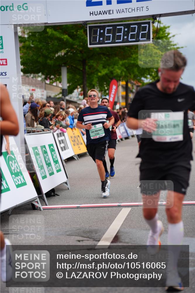 20.09.2026 - PSD Bank Halbmarathon LAZAROV Photography http://msf.ph/oto/10516065 20.09.2026 11:53:21 Ziel 1012, 1046, 1666, 1701, 2106, 2286, 2650, 4386, 4507 meine-sportfotos.de