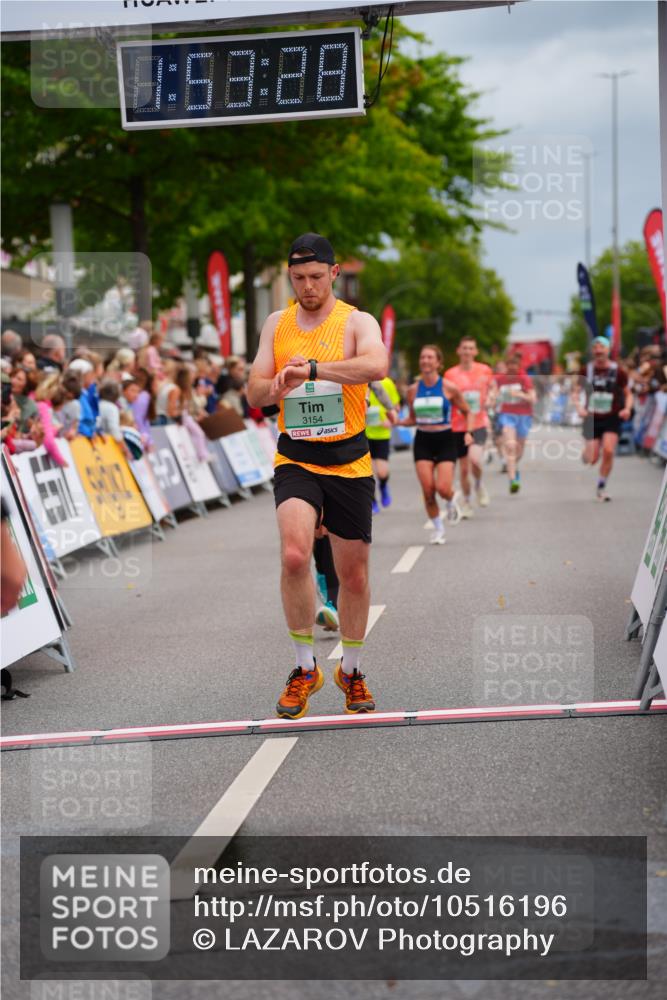 20.09.2026 - PSD Bank Halbmarathon LAZAROV Photography http://msf.ph/oto/10516196 20.09.2026 11:53:28 Ziel 1012, 1046, 1528, 1701, 2106, 2270, 2350, 2650, 3154, 3376, 3867, 4386 meine-sportfotos.de