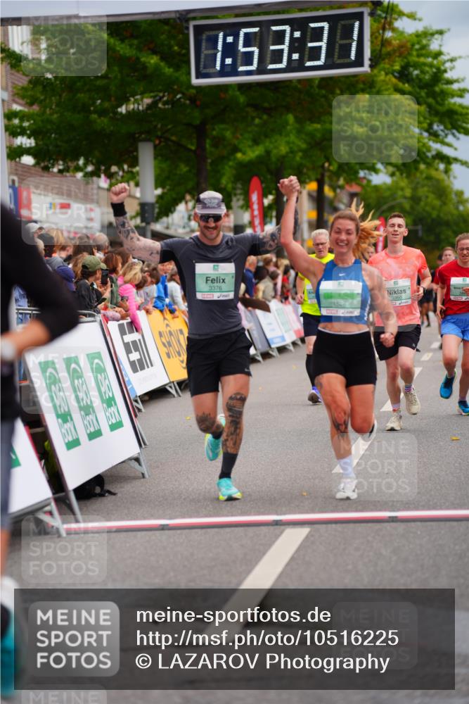 20.09.2026 - PSD Bank Halbmarathon LAZAROV Photography http://msf.ph/oto/10516225 20.09.2026 11:53:30 Ziel 1012, 1528, 2106, 2270, 2350, 2650, 3154, 3376, 3867, 4025, 4386 meine-sportfotos.de