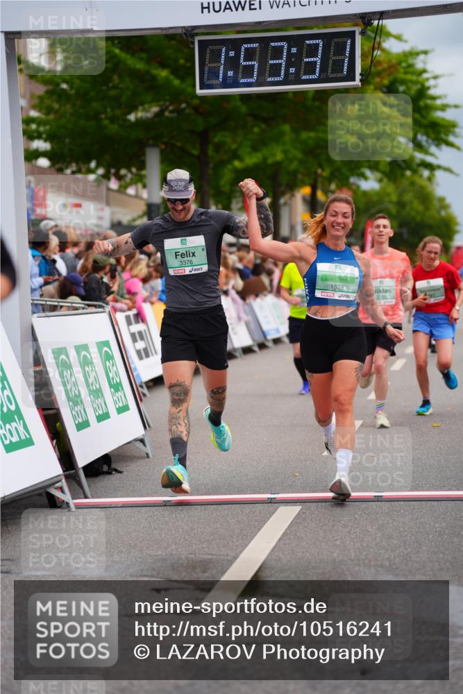 20.09.2026 - PSD Bank Halbmarathon LAZAROV Photography http://msf.ph/oto/10516241 20.09.2026 11:53:31 Ziel 1012, 1528, 2106, 2270, 2350, 2650, 3154, 3376, 3867, 4025 meine-sportfotos.de