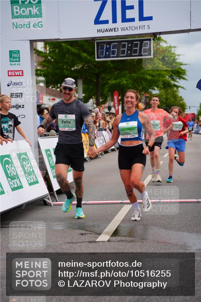 20.09.2026 - PSD Bank Halbmarathon LAZAROV Photography http://msf.ph/oto/10516255 20.09.2026 11:53:31 Ziel 1012, 1528, 2106, 2270, 2350, 2650, 3154, 3376, 3867, 4025 meine-sportfotos.de