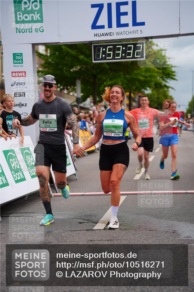 20.09.2026 - PSD Bank Halbmarathon LAZAROV Photography http://msf.ph/oto/10516271 20.09.2026 11:53:32 Ziel 1012, 1528, 2106, 2270, 2350, 3154, 3376, 3678, 3867, 4025 meine-sportfotos.de