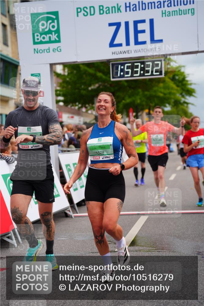 20.09.2026 - PSD Bank Halbmarathon LAZAROV Photography http://msf.ph/oto/10516279 20.09.2026 11:53:32 Ziel 1012, 1528, 2106, 2270, 2350, 3154, 3376, 3678, 3867, 4025 meine-sportfotos.de