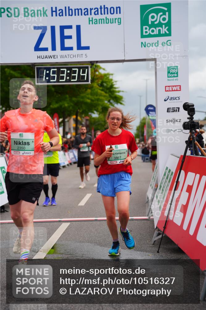 20.09.2026 - PSD Bank Halbmarathon LAZAROV Photography http://msf.ph/oto/10516327 20.09.2026 11:53:34 Ziel 1528, 2270, 2350, 2611, 3154, 3376, 3678, 3702, 3867, 4025 meine-sportfotos.de