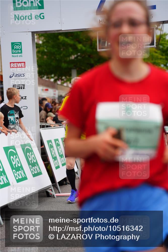 20.09.2026 - PSD Bank Halbmarathon LAZAROV Photography http://msf.ph/oto/10516342 20.09.2026 11:53:35 Ziel 1528, 2270, 2350, 2611, 3154, 3376, 3678, 3702, 3867, 4025 meine-sportfotos.de