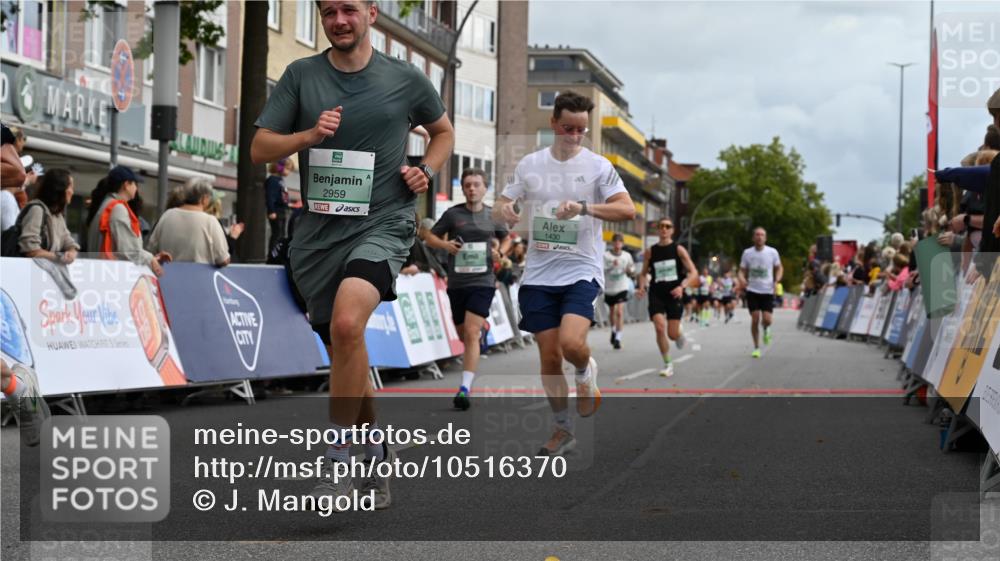 20.09.2026 - PSD Bank Halbmarathon J. Mangold http://msf.ph/oto/10516370 20.09.2026 11:45:01 Ziel 1159, 1374, 1430, 2300, 2928, 2959, 3861, 3913, 3981 meine-sportfotos.de