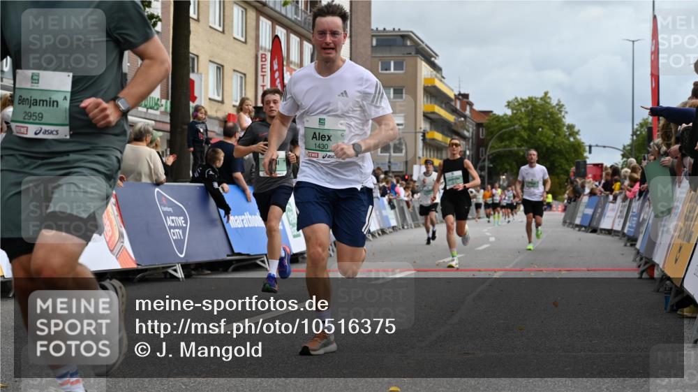 20.09.2026 - PSD Bank Halbmarathon J. Mangold http://msf.ph/oto/10516375 20.09.2026 11:45:01 Ziel 1159, 1374, 1430, 2300, 2928, 2959, 3861, 3913, 3981 meine-sportfotos.de