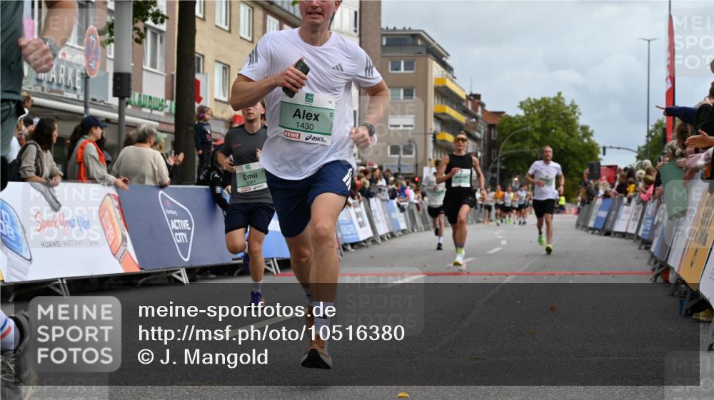 20.09.2026 - PSD Bank Halbmarathon J. Mangold http://msf.ph/oto/10516380 20.09.2026 11:45:02 Ziel 1159, 1374, 1430, 2300, 2928, 2959, 3913, 3981 meine-sportfotos.de