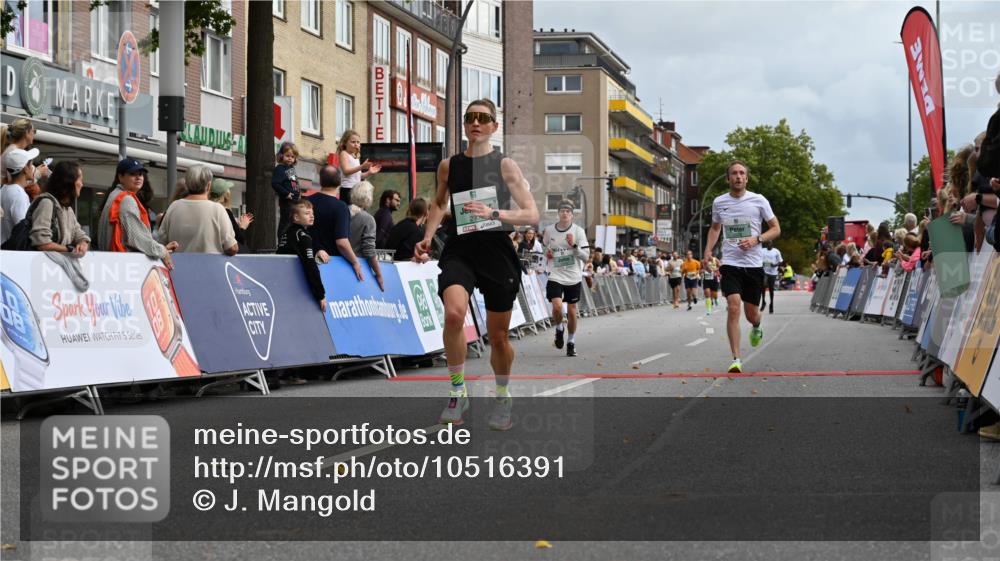 20.09.2026 - PSD Bank Halbmarathon J. Mangold http://msf.ph/oto/10516391 20.09.2026 11:45:03 Ziel 1159, 1374, 1430, 2300, 2928, 2959, 3913, 3981 meine-sportfotos.de