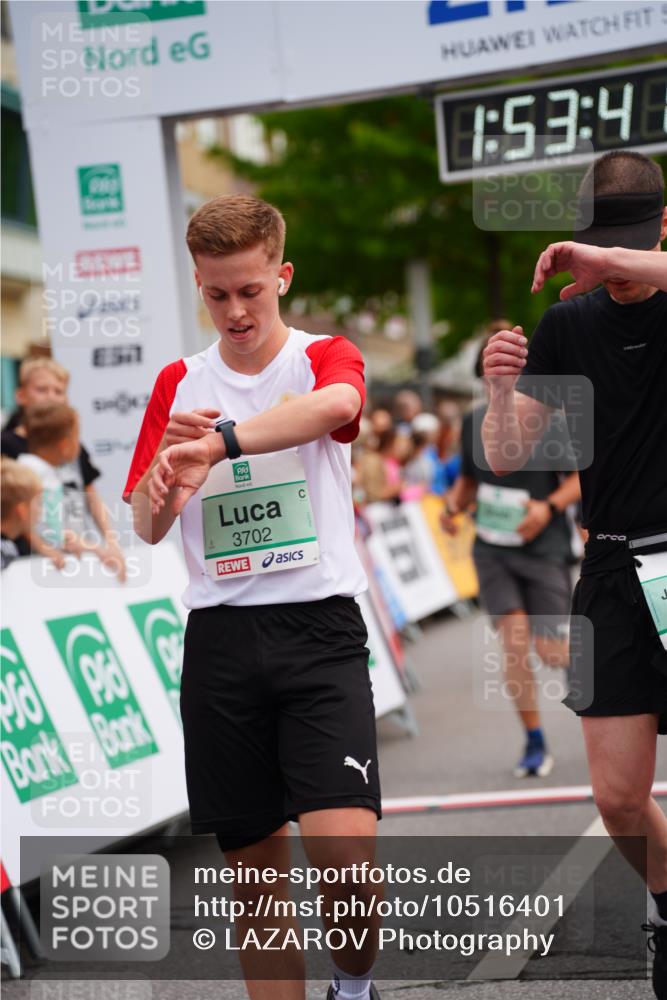 20.09.2026 - PSD Bank Halbmarathon LAZAROV Photography http://msf.ph/oto/10516401 20.09.2026 11:53:40 Ziel 1462, 1961, 2350, 2611, 3678, 3702, 3867, 4021, 4025, 4770 meine-sportfotos.de
