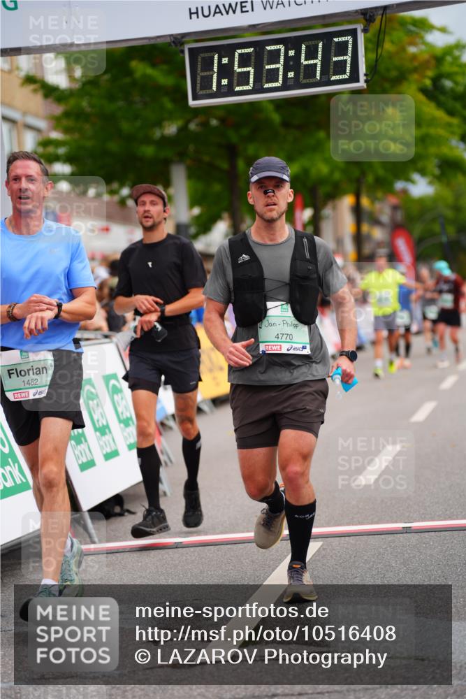 20.09.2026 - PSD Bank Halbmarathon LAZAROV Photography http://msf.ph/oto/10516408 20.09.2026 11:53:42 Ziel 1462, 1961, 2611, 3678, 3702, 4021, 4025, 4770 meine-sportfotos.de