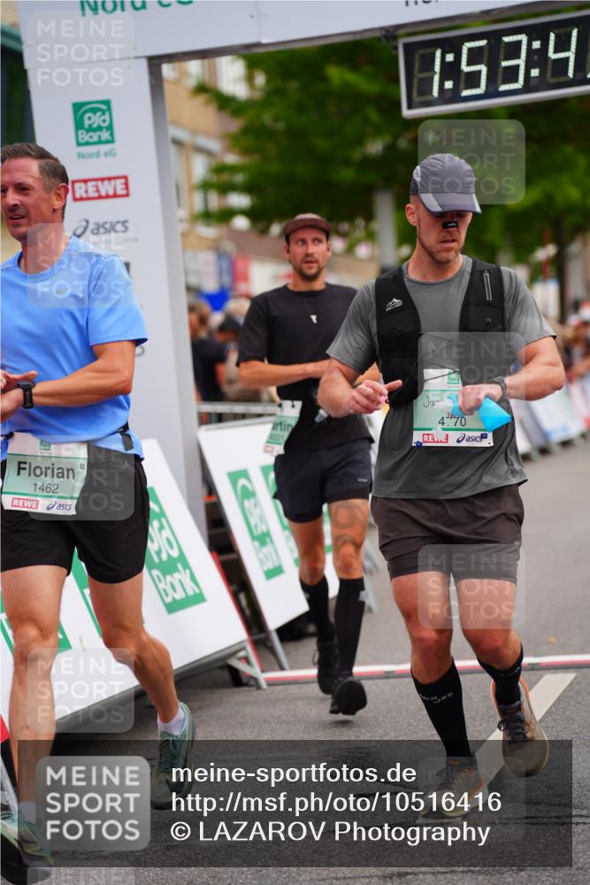 20.09.2026 - PSD Bank Halbmarathon LAZAROV Photography http://msf.ph/oto/10516416 20.09.2026 11:53:43 Ziel 1462, 1961, 2611, 3678, 3702, 4021, 4426, 4770 meine-sportfotos.de