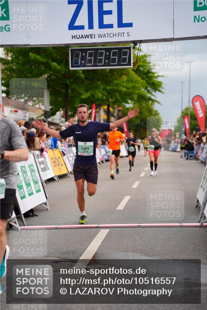 20.09.2026 - PSD Bank Halbmarathon LAZAROV Photography http://msf.ph/oto/10516557 20.09.2026 11:53:53 Ziel 1346, 2879, 3106, 3479, 3840, 4426 meine-sportfotos.de