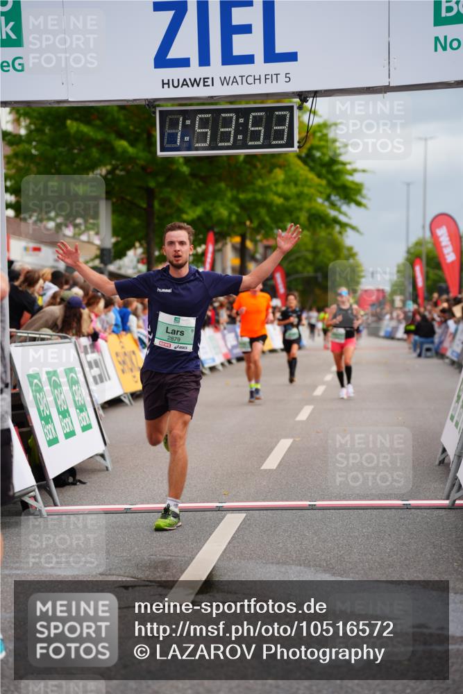 20.09.2026 - PSD Bank Halbmarathon LAZAROV Photography http://msf.ph/oto/10516572 20.09.2026 11:53:53 Ziel 1346, 2879, 3106, 3479, 3840, 4426 meine-sportfotos.de