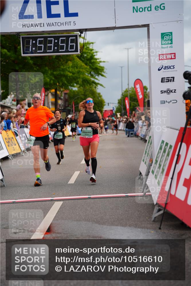 20.09.2026 - PSD Bank Halbmarathon LAZAROV Photography http://msf.ph/oto/10516610 20.09.2026 11:53:55 Ziel 1014, 1346, 2879, 3106, 3479, 3840, 4426 meine-sportfotos.de