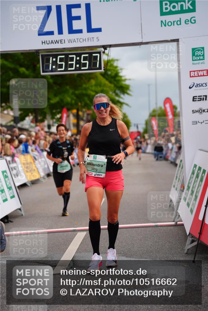 20.09.2026 - PSD Bank Halbmarathon LAZAROV Photography http://msf.ph/oto/10516662 20.09.2026 11:53:57 Ziel 1014, 1346, 2879, 3106, 3479, 3840 meine-sportfotos.de