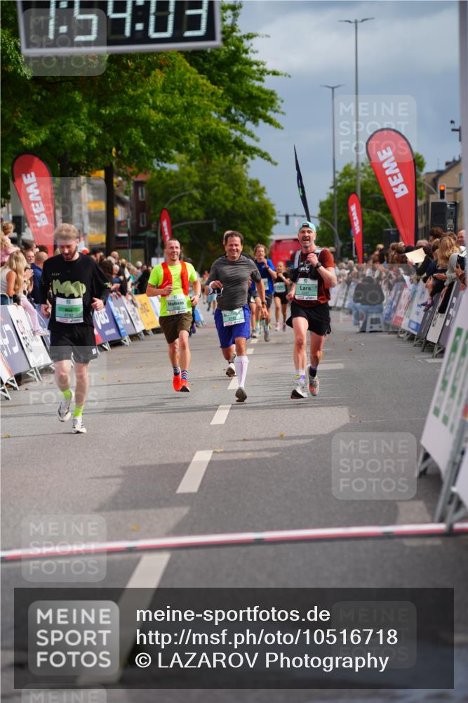 20.09.2026 - PSD Bank Halbmarathon LAZAROV Photography http://msf.ph/oto/10516718 20.09.2026 11:54:02 Ziel 1014, 2144, 3106, 3479, 3558, 4742 meine-sportfotos.de