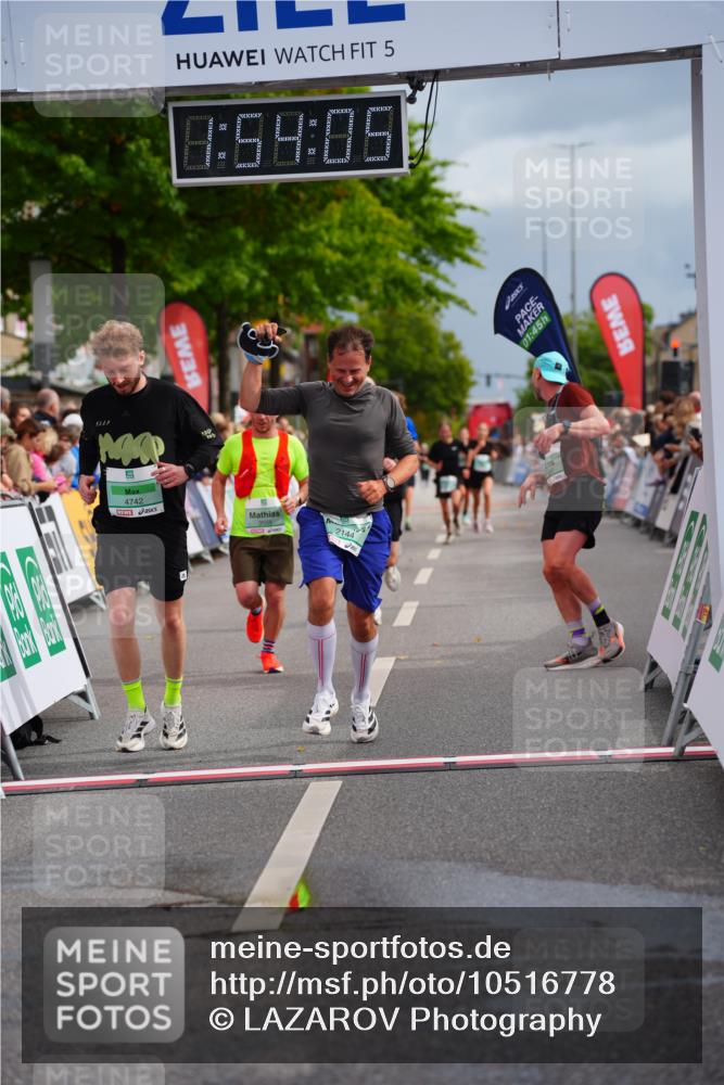 20.09.2026 - PSD Bank Halbmarathon LAZAROV Photography http://msf.ph/oto/10516778 20.09.2026 11:54:04 Ziel 1014, 1839, 2031, 2144, 3106, 3479, 3558, 4742 meine-sportfotos.de