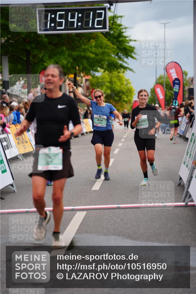 20.09.2026 - PSD Bank Halbmarathon LAZAROV Photography http://msf.ph/oto/10516950 20.09.2026 11:54:12 Ziel 1642, 1839, 2031, 2144, 2594, 3558, 3654, 4027, 4742, 4759, 4785 meine-sportfotos.de