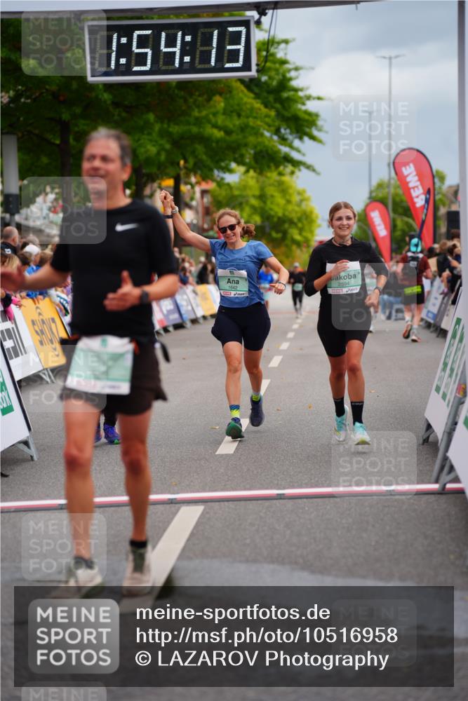 20.09.2026 - PSD Bank Halbmarathon LAZAROV Photography http://msf.ph/oto/10516958 20.09.2026 11:54:12 Ziel 1642, 1839, 2031, 2144, 2594, 3558, 3654, 4027, 4742, 4759, 4785 meine-sportfotos.de