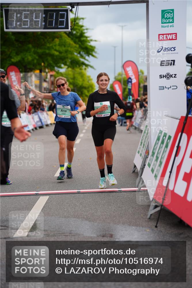 20.09.2026 - PSD Bank Halbmarathon LAZAROV Photography http://msf.ph/oto/10516974 20.09.2026 11:54:13 Ziel 1642, 1839, 2031, 2144, 2594, 2727, 3558, 3654, 4027, 4742, 4759, 4785 meine-sportfotos.de