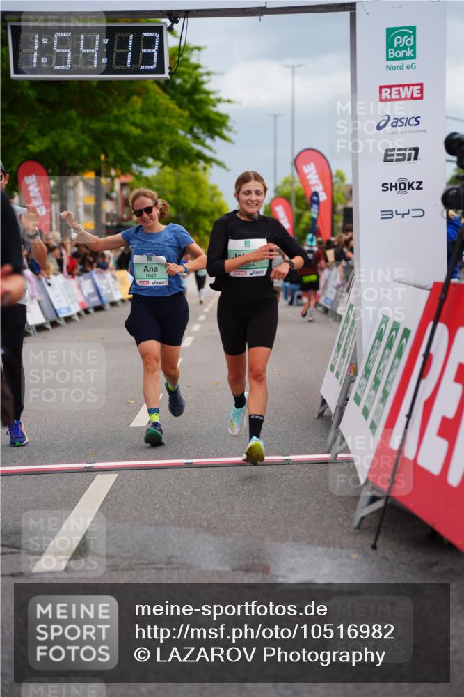 20.09.2026 - PSD Bank Halbmarathon LAZAROV Photography http://msf.ph/oto/10516982 20.09.2026 11:54:13 Ziel 1642, 1839, 2031, 2144, 2594, 2727, 3558, 3654, 4027, 4742, 4759, 4785 meine-sportfotos.de