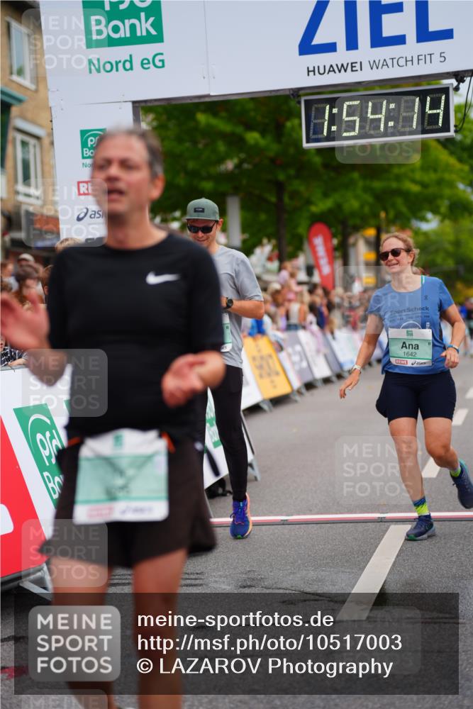 20.09.2026 - PSD Bank Halbmarathon LAZAROV Photography http://msf.ph/oto/10517003 20.09.2026 11:54:14 Ziel 1642, 1839, 2031, 2594, 2727, 3558, 3654, 4027, 4759, 4785 meine-sportfotos.de