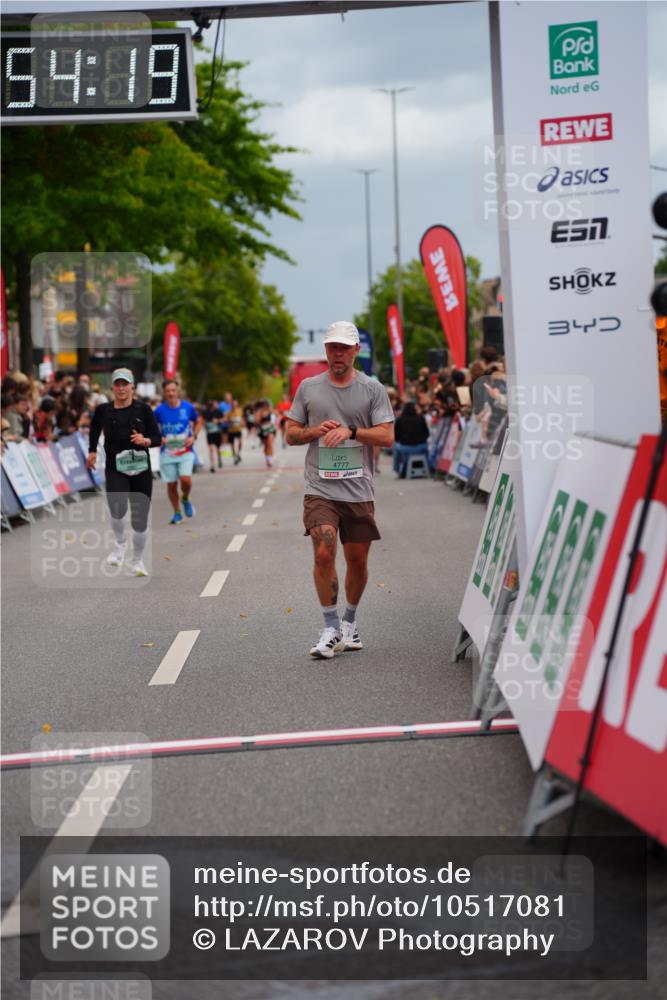 20.09.2026 - PSD Bank Halbmarathon LAZAROV Photography http://msf.ph/oto/10517081 20.09.2026 11:54:19 Ziel 1642, 2594, 2727, 2987, 3654, 4777, 4785 meine-sportfotos.de