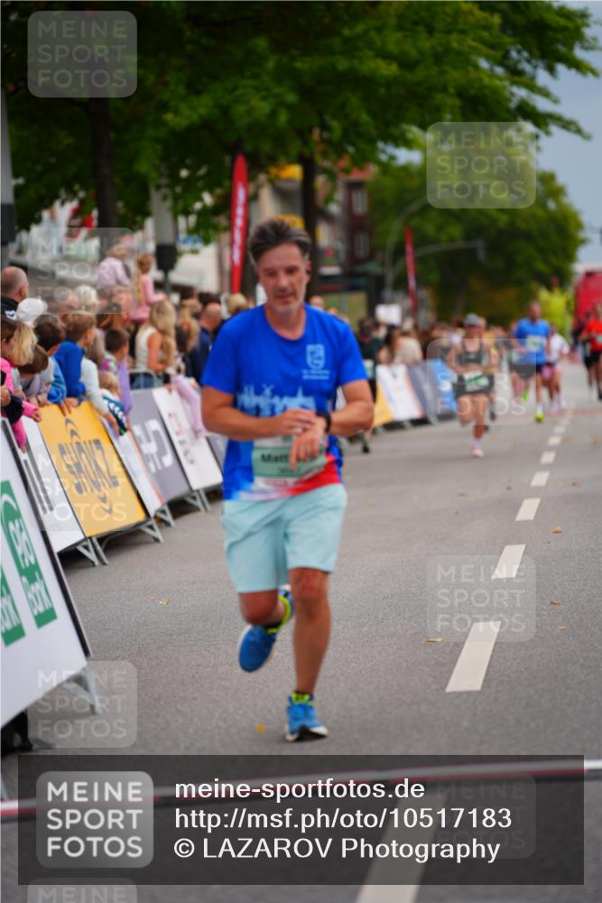 20.09.2026 - PSD Bank Halbmarathon LAZAROV Photography http://msf.ph/oto/10517183 20.09.2026 11:54:25 Ziel 2727, 2987, 3687, 4777 meine-sportfotos.de