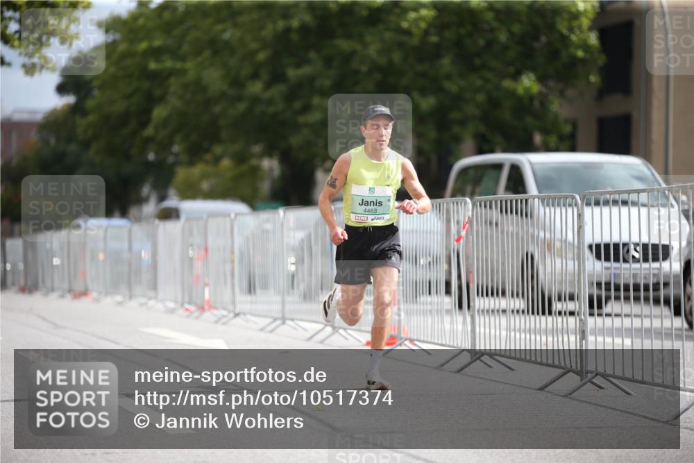 20.09.2026 - PSD Bank Halbmarathon Jannik Wohlers http://msf.ph/oto/10517374 20.09.2026 11:23:58 Laufen 4463 meine-sportfotos.de