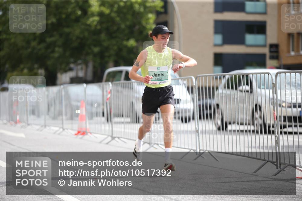 20.09.2026 - PSD Bank Halbmarathon Jannik Wohlers http://msf.ph/oto/10517392 20.09.2026 11:23:59 Laufen 4463 meine-sportfotos.de