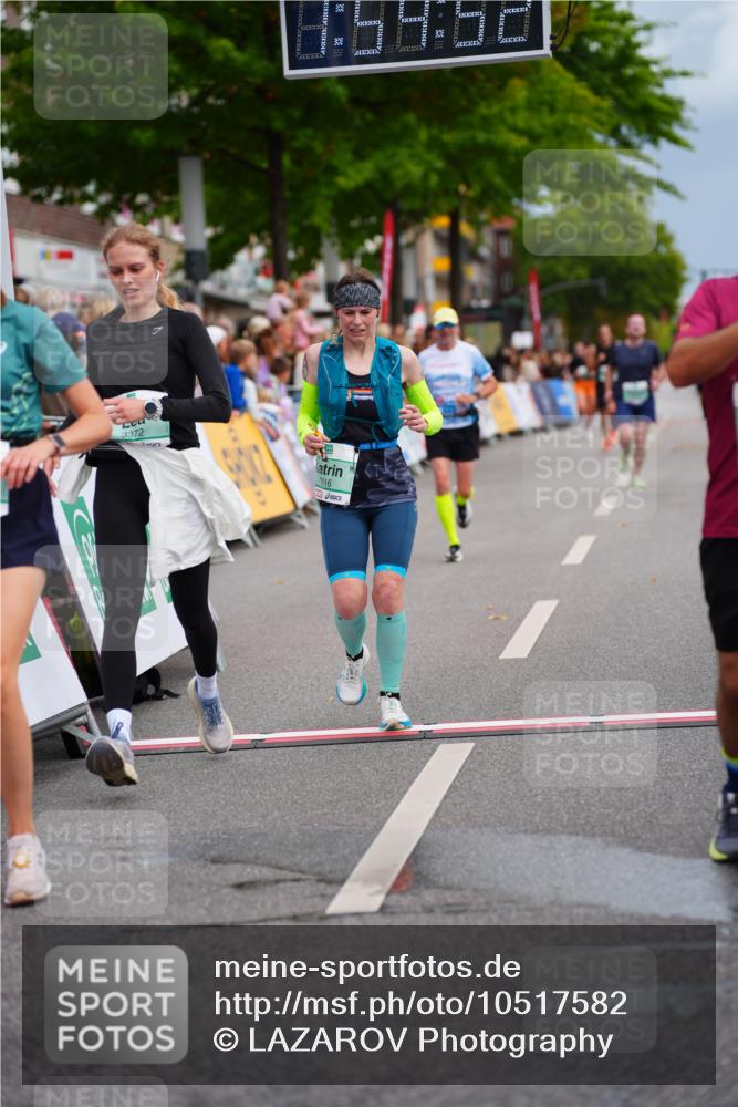 20.09.2026 - PSD Bank Halbmarathon LAZAROV Photography http://msf.ph/oto/10517582 20.09.2026 11:54:51 Ziel 1133, 2059, 2647, 2669, 3372, 3893, 3916 meine-sportfotos.de