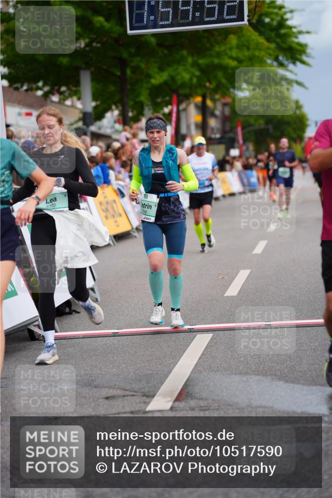 20.09.2026 - PSD Bank Halbmarathon LAZAROV Photography http://msf.ph/oto/10517590 20.09.2026 11:54:51 Ziel 1133, 2059, 2647, 2669, 3372, 3893, 3916 meine-sportfotos.de