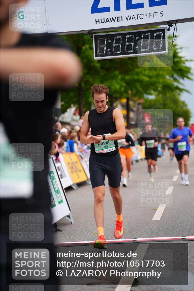 20.09.2026 - PSD Bank Halbmarathon LAZAROV Photography http://msf.ph/oto/10517703 20.09.2026 11:55:00 Ziel 1184, 1433, 3115, 3893, 4447, 4645, 4720 meine-sportfotos.de