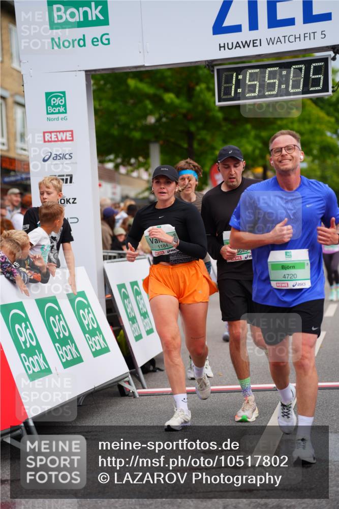 20.09.2026 - PSD Bank Halbmarathon LAZAROV Photography http://msf.ph/oto/10517802 20.09.2026 11:55:04 Ziel 1088, 1178, 1184, 1433, 3115, 4447, 4645, 4720 meine-sportfotos.de