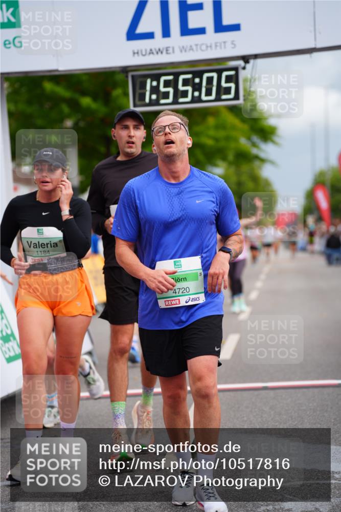 20.09.2026 - PSD Bank Halbmarathon LAZAROV Photography http://msf.ph/oto/10517816 20.09.2026 11:55:05 Ziel 1088, 1178, 1184, 3713, 4447, 4645, 4656, 4720 meine-sportfotos.de