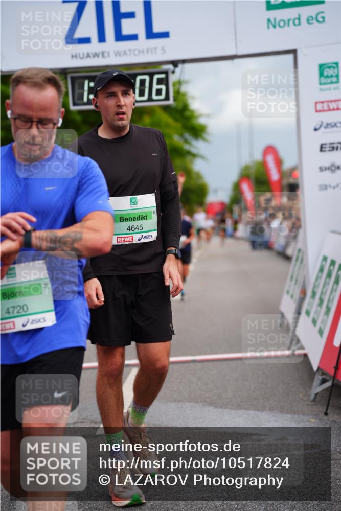 20.09.2026 - PSD Bank Halbmarathon LAZAROV Photography http://msf.ph/oto/10517824 20.09.2026 11:55:06 Ziel 1088, 1178, 1184, 3713, 4447, 4645, 4656, 4720 meine-sportfotos.de