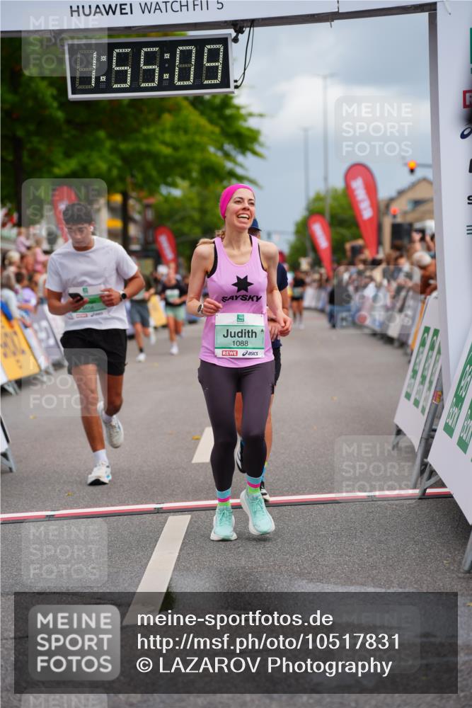 20.09.2026 - PSD Bank Halbmarathon LAZAROV Photography http://msf.ph/oto/10517831 20.09.2026 11:55:08 Ziel 1088, 1178, 1184, 3713, 4447, 4645, 4656, 4720 meine-sportfotos.de