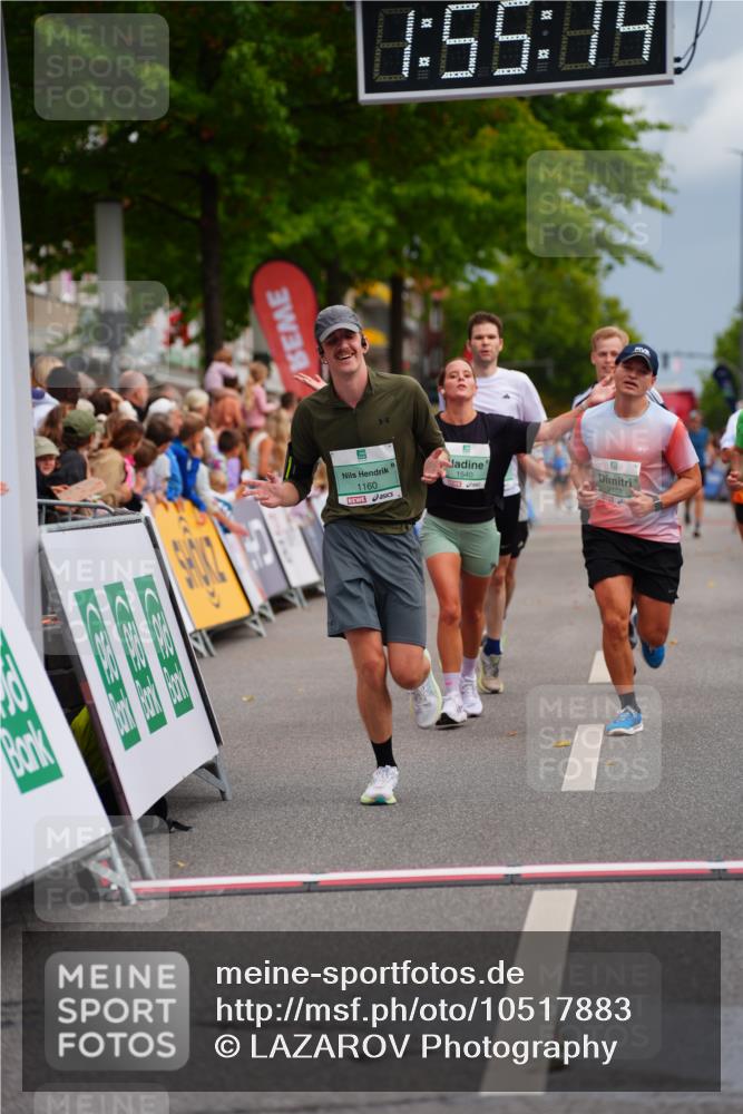 20.09.2026 - PSD Bank Halbmarathon LAZAROV Photography http://msf.ph/oto/10517883 20.09.2026 11:55:14 Ziel 1064, 1088, 1160, 1178, 1185, 1538, 1540, 1597, 2108, 3713, 3733, 4156, 4656 meine-sportfotos.de