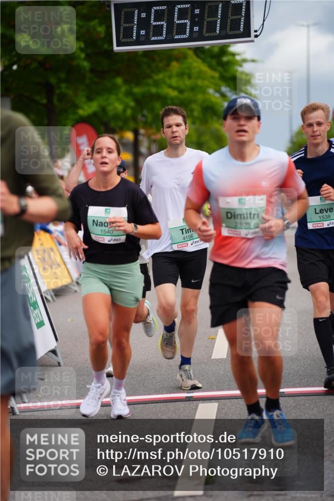 20.09.2026 - PSD Bank Halbmarathon LAZAROV Photography http://msf.ph/oto/10517910 20.09.2026 11:55:16 Ziel 1064, 1088, 1160, 1185, 1538, 1540, 1597, 2108, 3713, 3733, 4156, 4656 meine-sportfotos.de